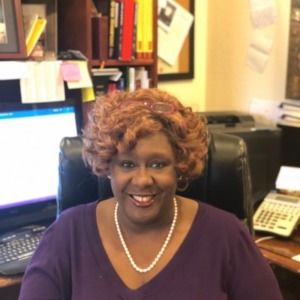 Meet your Posher, Angela